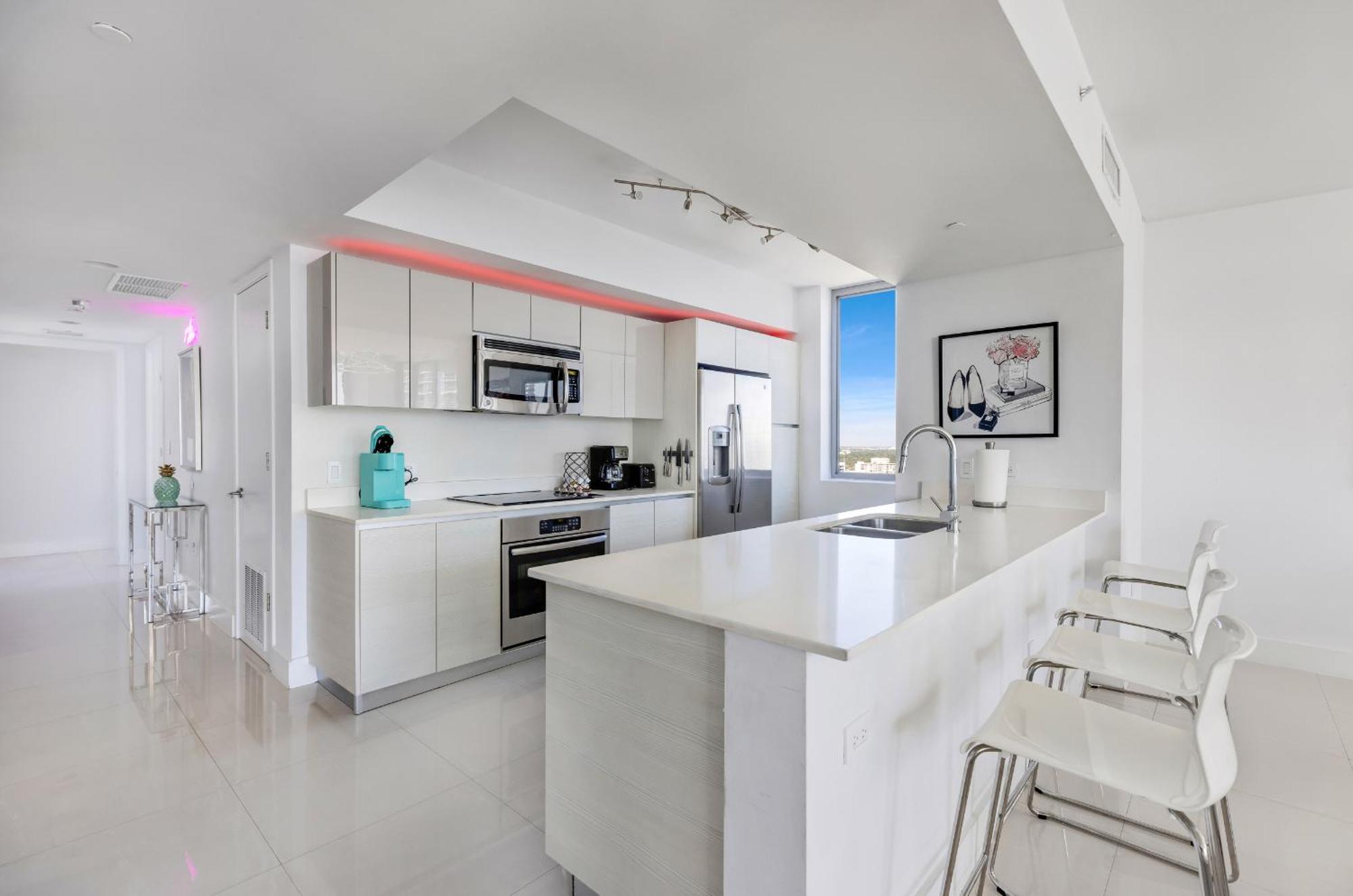 Resort-Style Living With Direct Ocean Views - 3Br Beauty Hallandale Beach Exterior foto