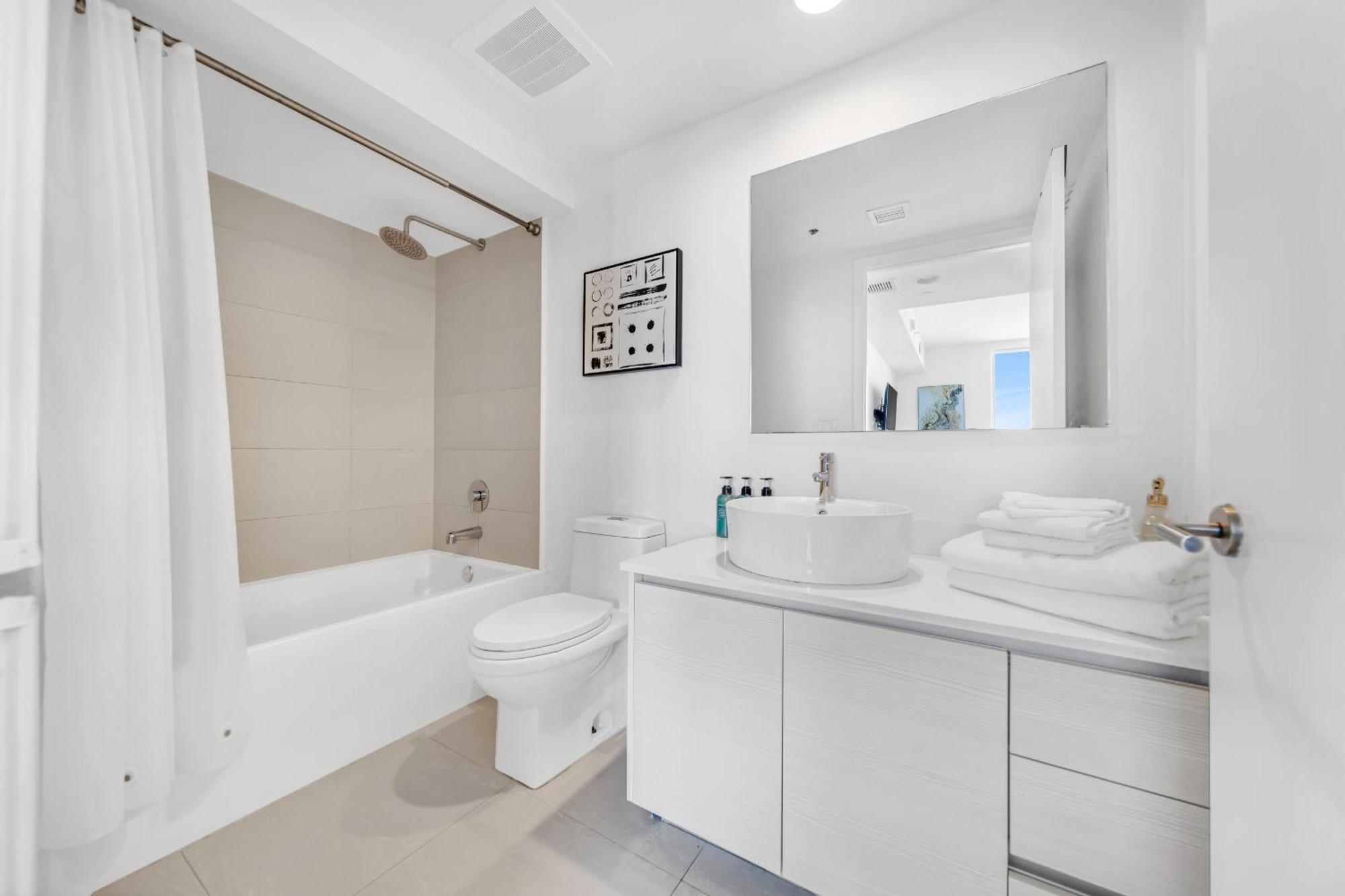 Resort-Style Living With Direct Ocean Views - 3Br Beauty Hallandale Beach Exterior foto